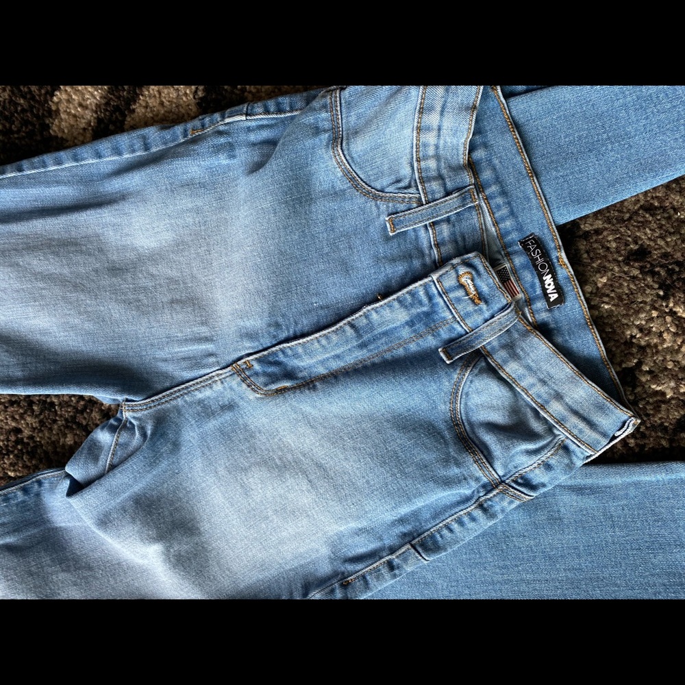 Light wash Fashion Nova Jeans